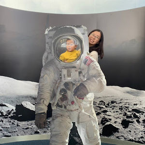 Meet your Posher, Felicia